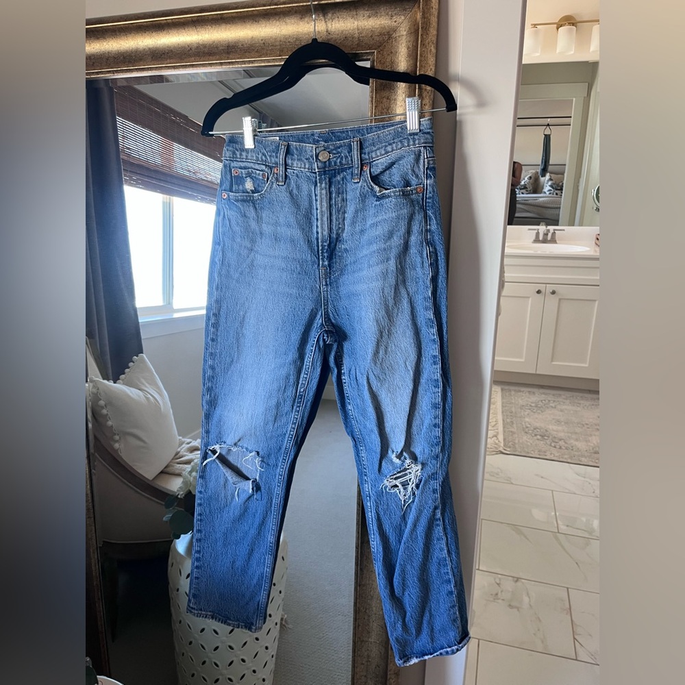 GAP High Rise Cheeky Straight Blue Distressed Jeans
